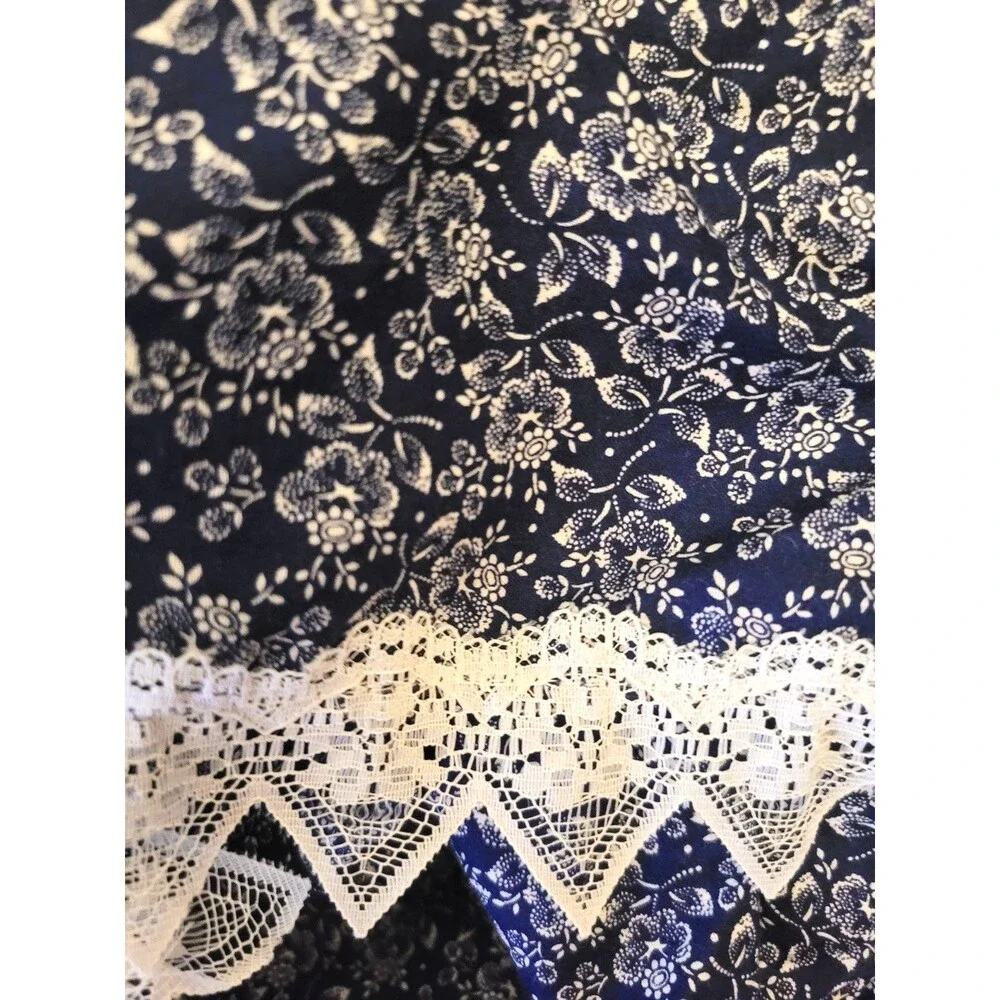 Vintage Blue Floral Calico Cottagecore Prairie Dress Lace Bib Collar sz M 11 USA - Picture 3 of 12